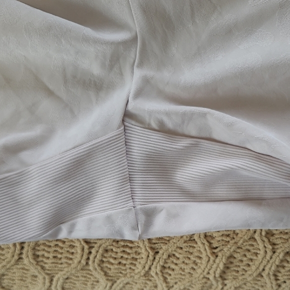 Athleta Brooklyn Textured Jogger in 'Abalone Grey' - Size 24 - Picture 5 of 12